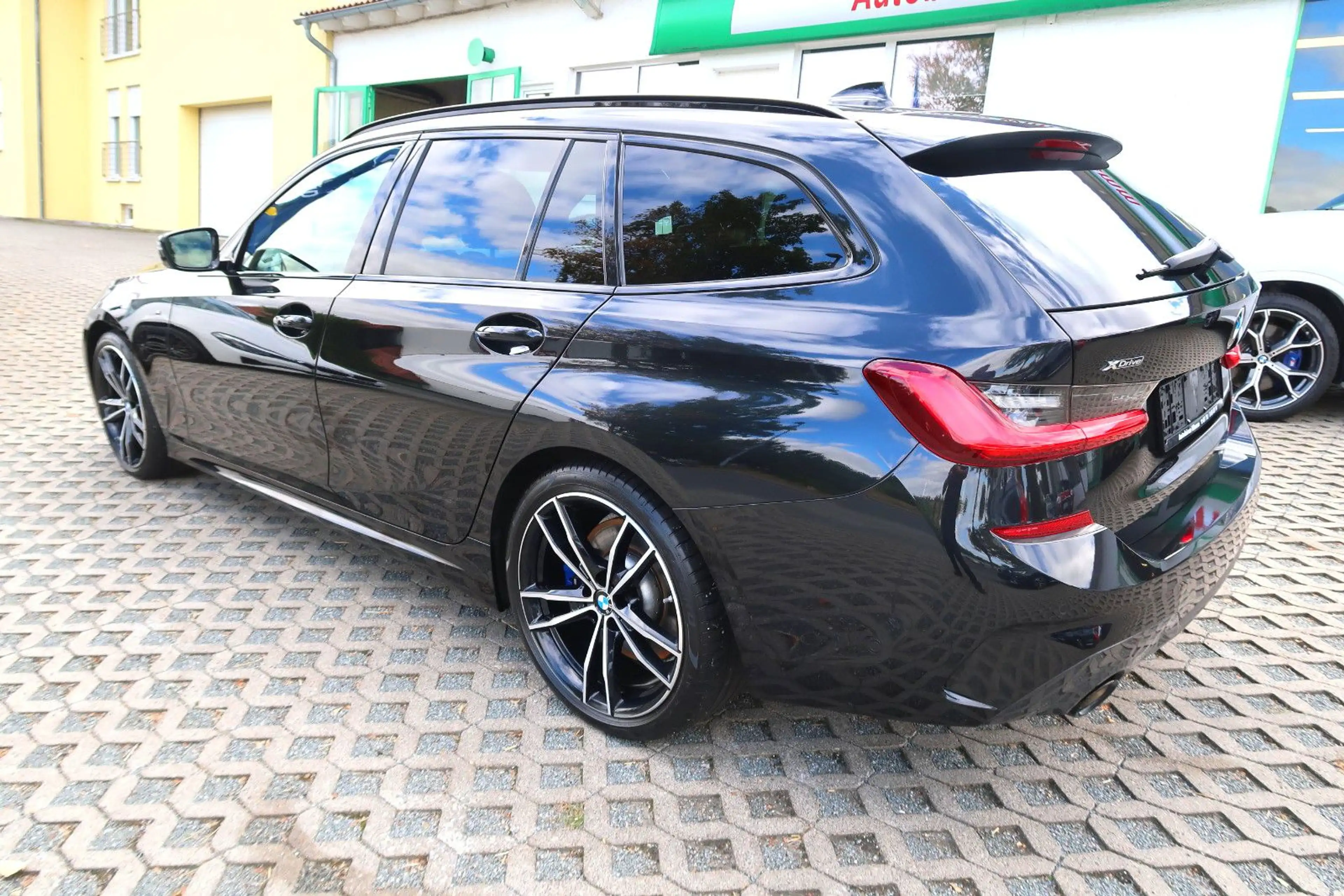BMW 320 dxDrTour"M Sport"19"Laser"HeadUp"Leder"Harman — photo 9