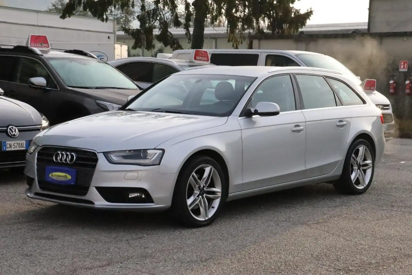 Audi A4 Avant 2.0 TDI 143CV F.AP. mult. Business Plus Silber - 1