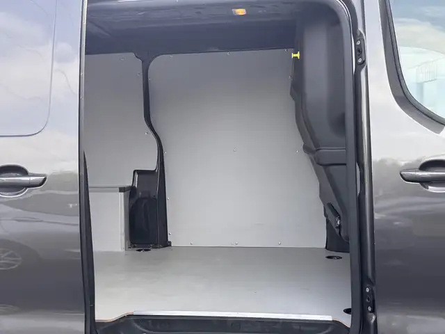Opel Vivaro view 12