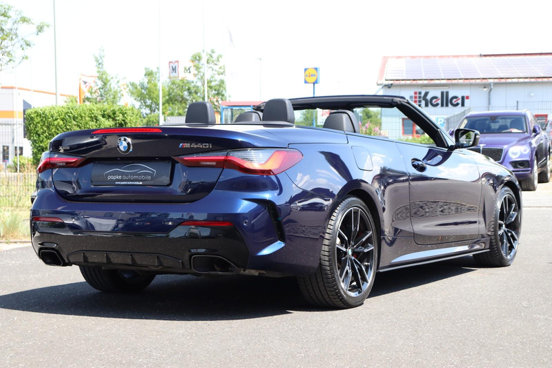 BMW 440 i xDrive Cabrio +STANDHEIZ+HEAD-UP+AHK+LASER+ — photo 6