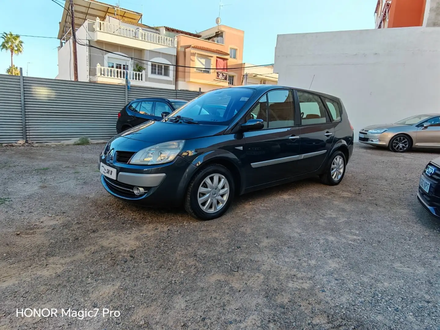 Renault Grand Scenic 1.9dCI Confort Expression 130 Negro - 2