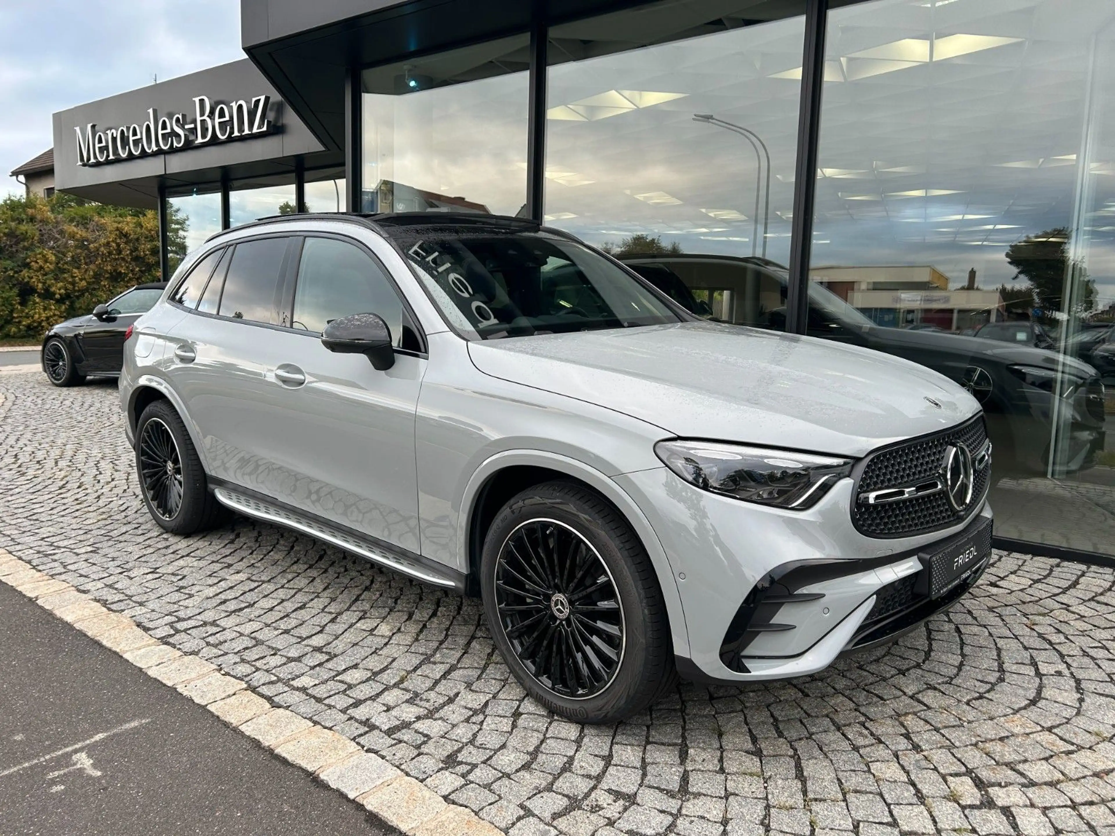 Mercedes-Benz GLC 300 d 4M AMG, Distro,AHK,DIGITAL,PANO — photo 4