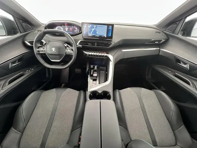 Peugeot 3008 view 6