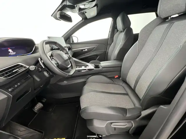 Peugeot 3008 view 7