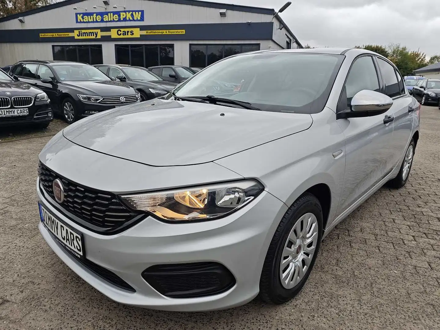 Fiat Tipo 4-Türer 1.4 16V Lounge Argent - 1