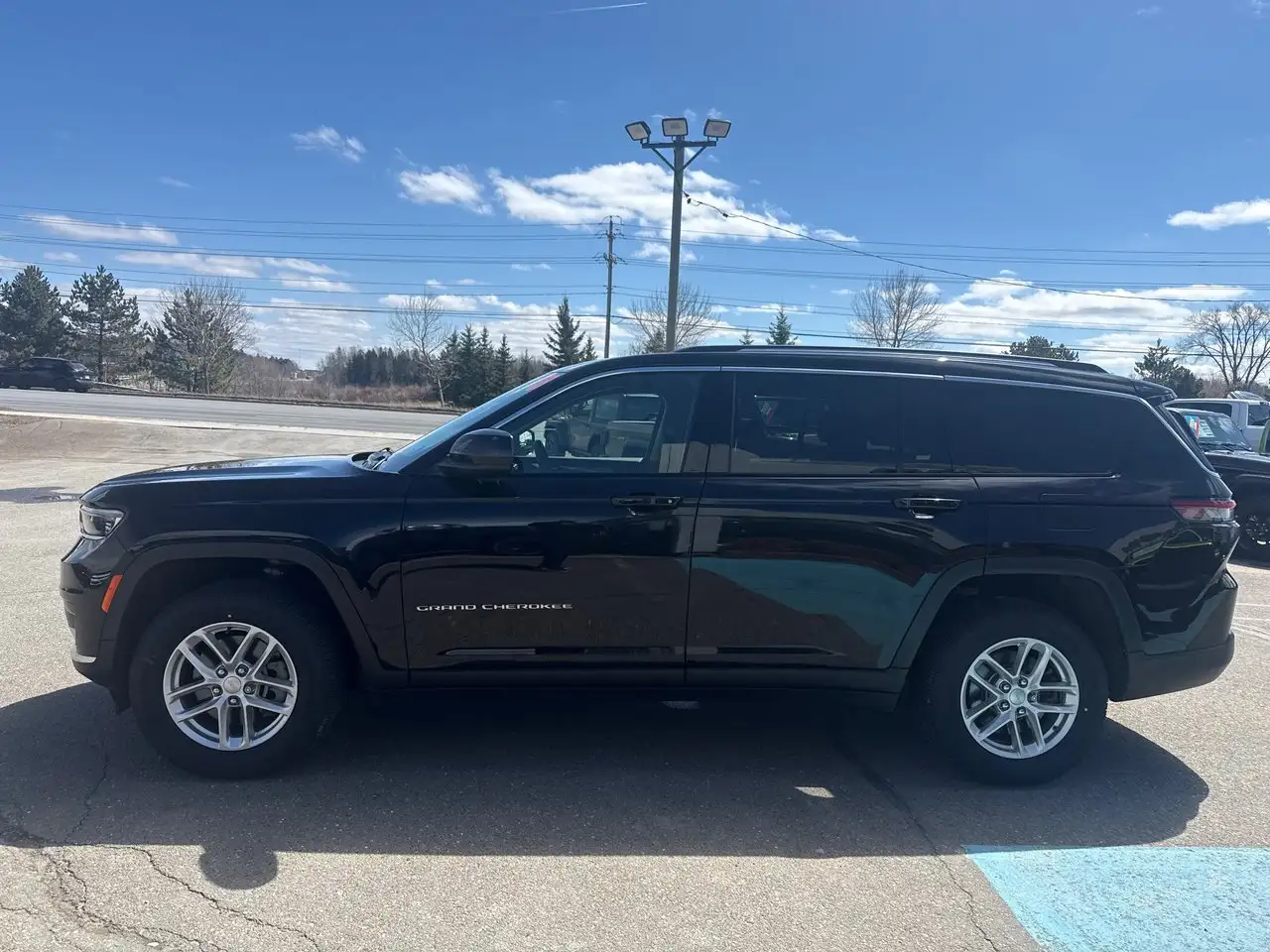 Jeep Grand Cherokee снимка Jeep Grand Cherokee