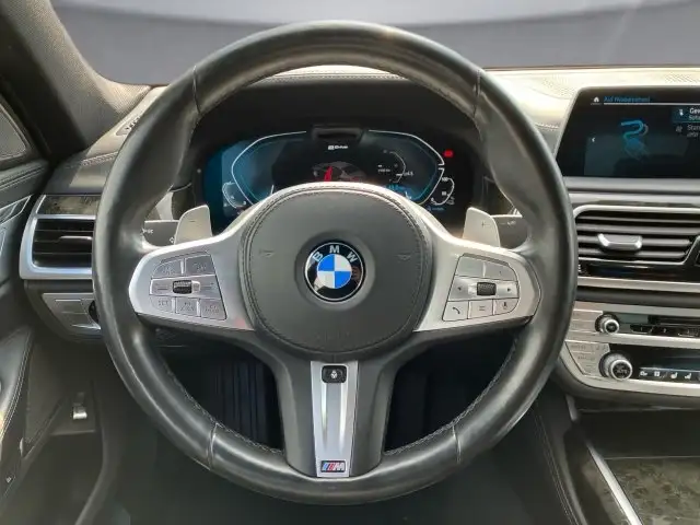 BMW 745 Le xDrive G12 Ansicht 10