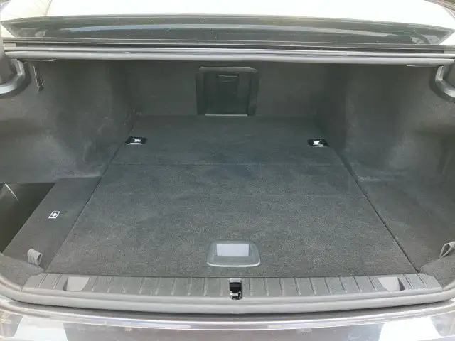 BMW 745 Le xDrive G12 Ansicht 13