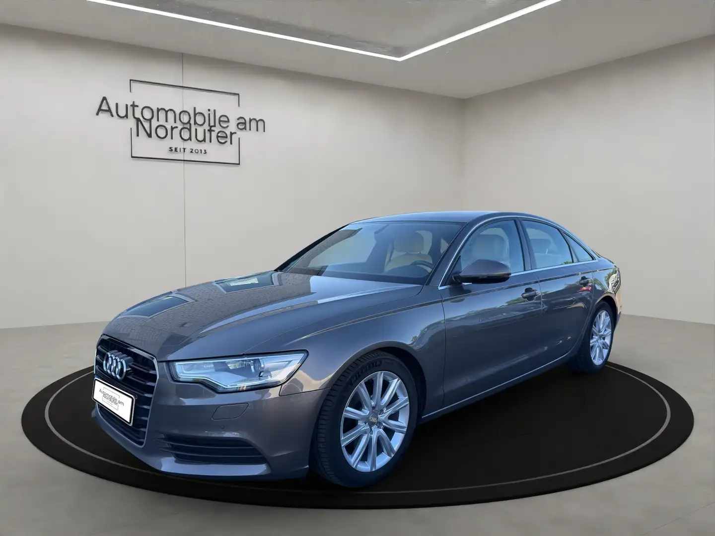 Audi A6 2.8 V6 FSI-1Hand-Scheckheft-Leder-Xenon-Navi-PDC Grau - 1