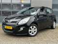 Hyundai i20 1.2i ActiveVersion | PDC | Airco | Nieuwe APK Zwart - thumbnail 1