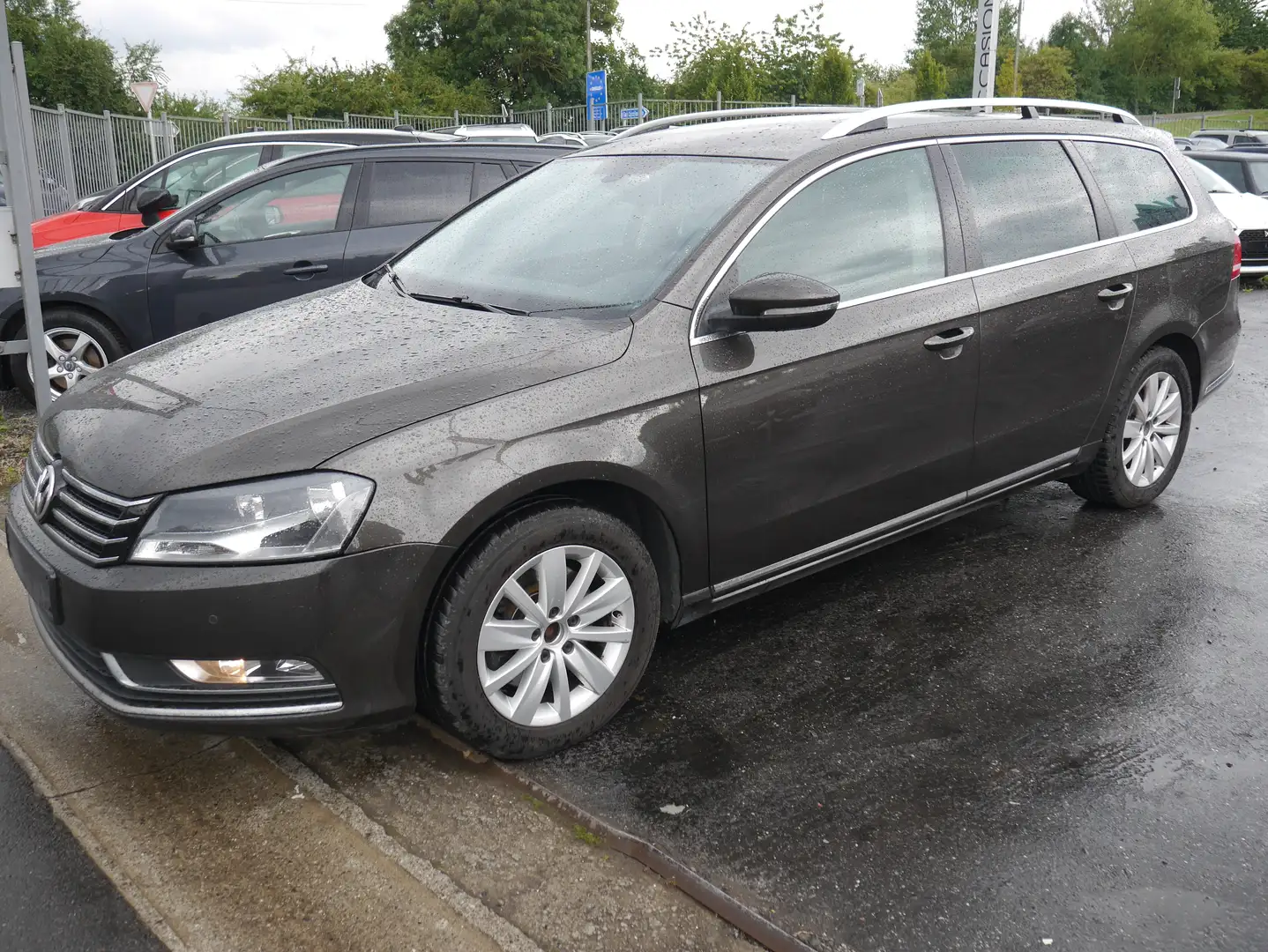 Volkswagen Passat Variant 1.6 CR TDi Comfortline*GPS*CLIM*JANTES*TVAC* Bruin - 2