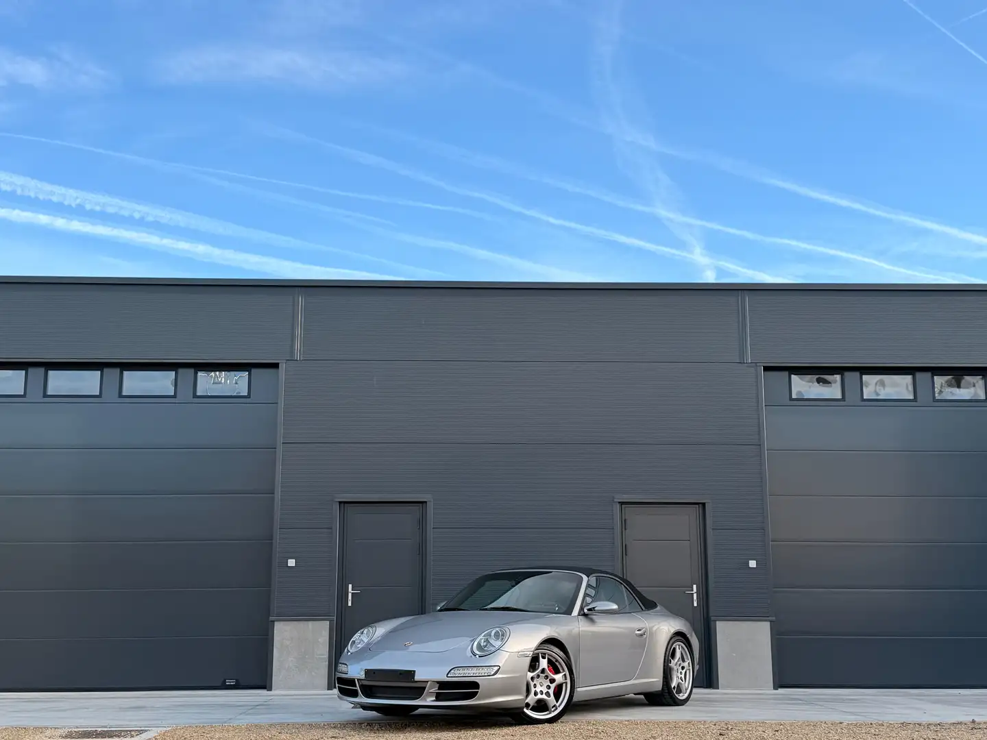 Porsche 997 911 Carrera S Cabrio / Full History / Manual Zilver - 2