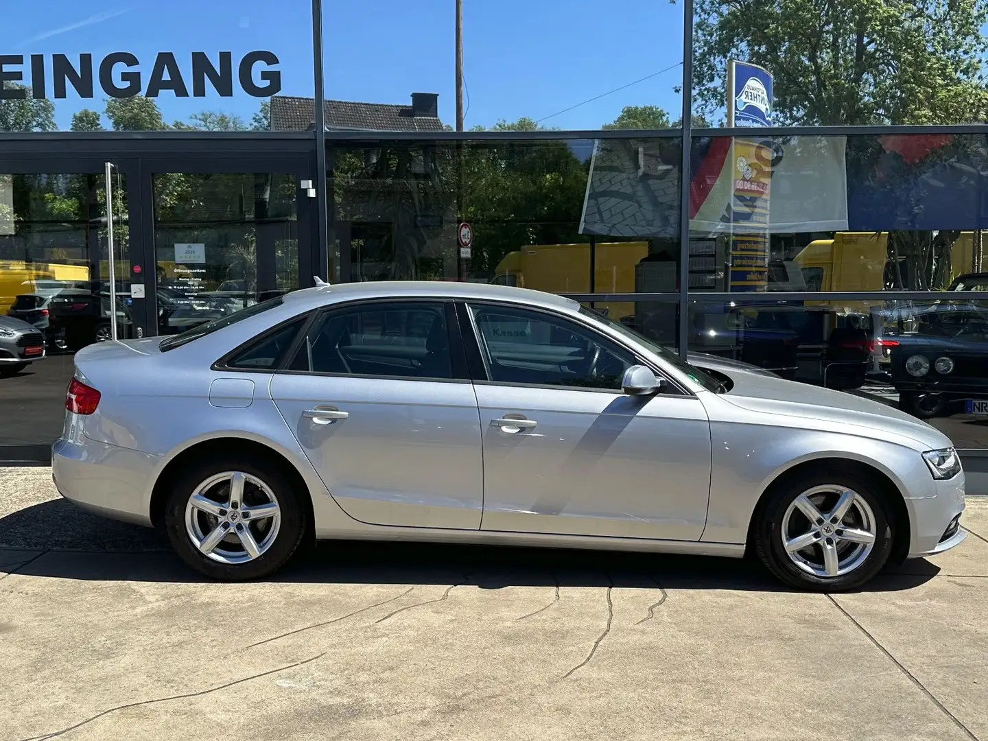 Audi A4 Lim. *NAVI*bis zu 48 Monate MPR-Garantie Zilver - 1