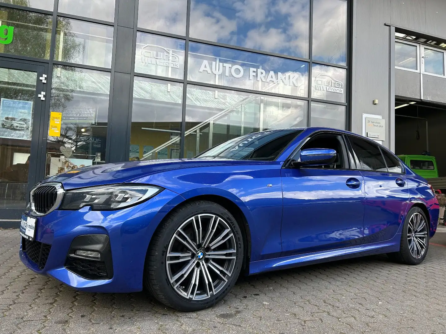 BMW 320 d M Sport*1.Hand*Hifi*LiveCockpplus*Shz Blau - 1