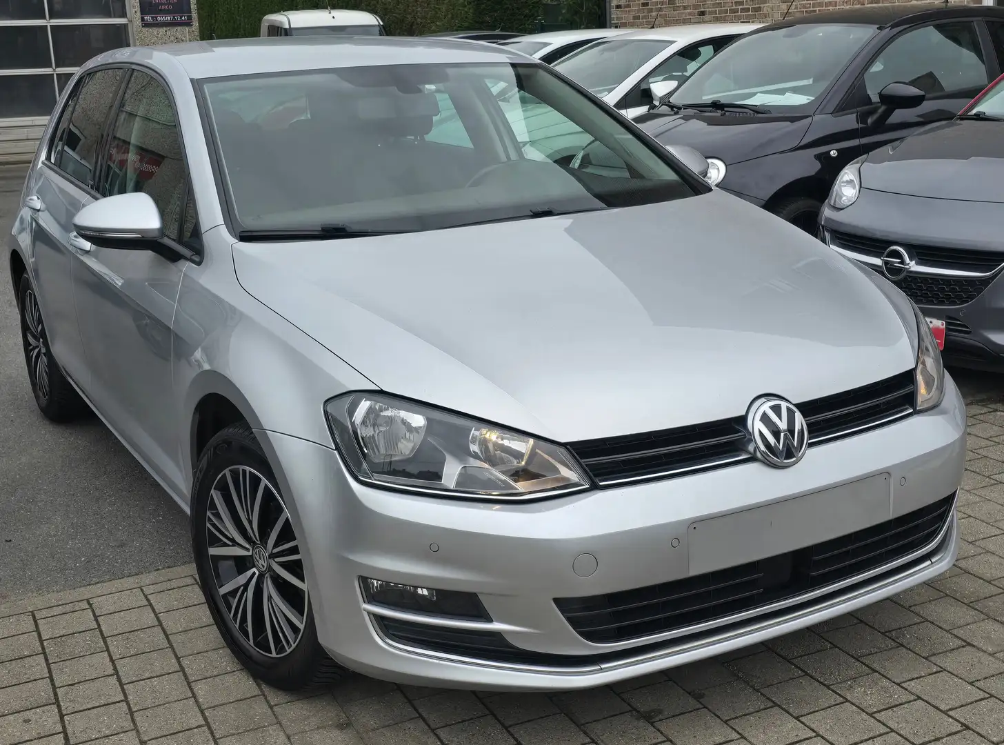 Volkswagen Golf 1.2 TSI Allstar DSG 1ER PROPRIETAIRE GARANTIE Plateado - 1