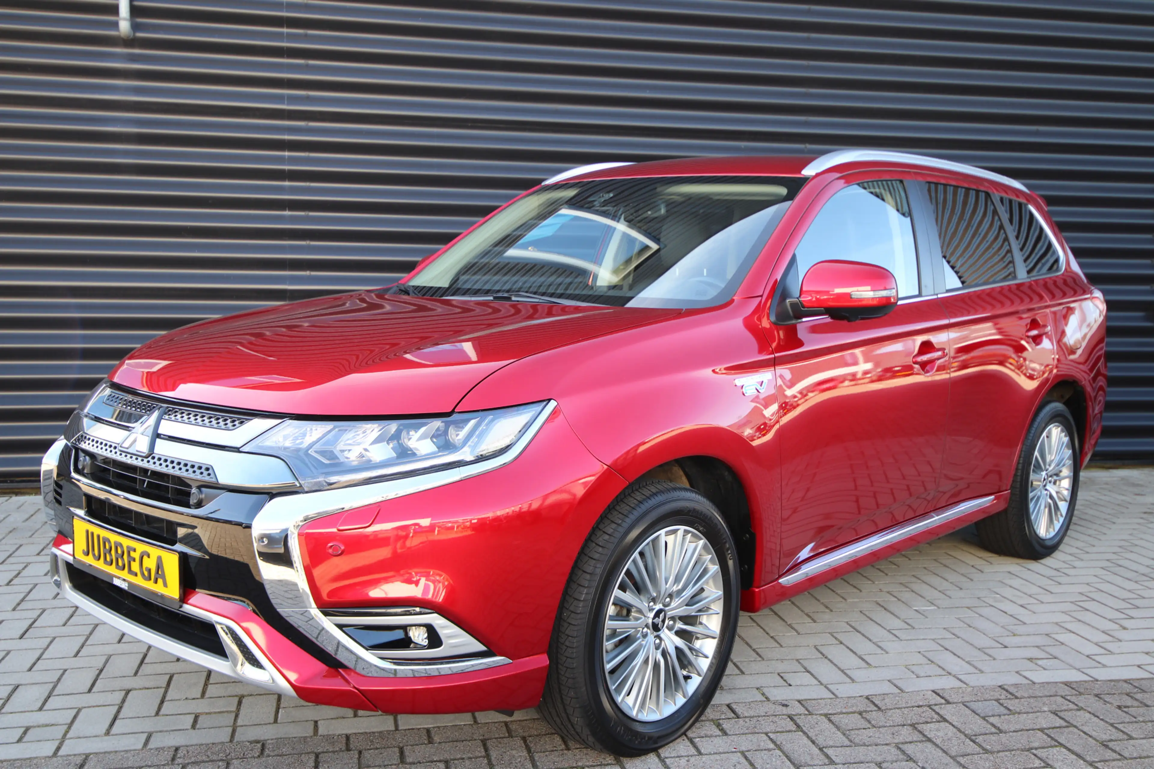 Mitsubishi Outlander 2.4 PHEV Intense+ Adaptive cruise, E.achterklep — photo 34