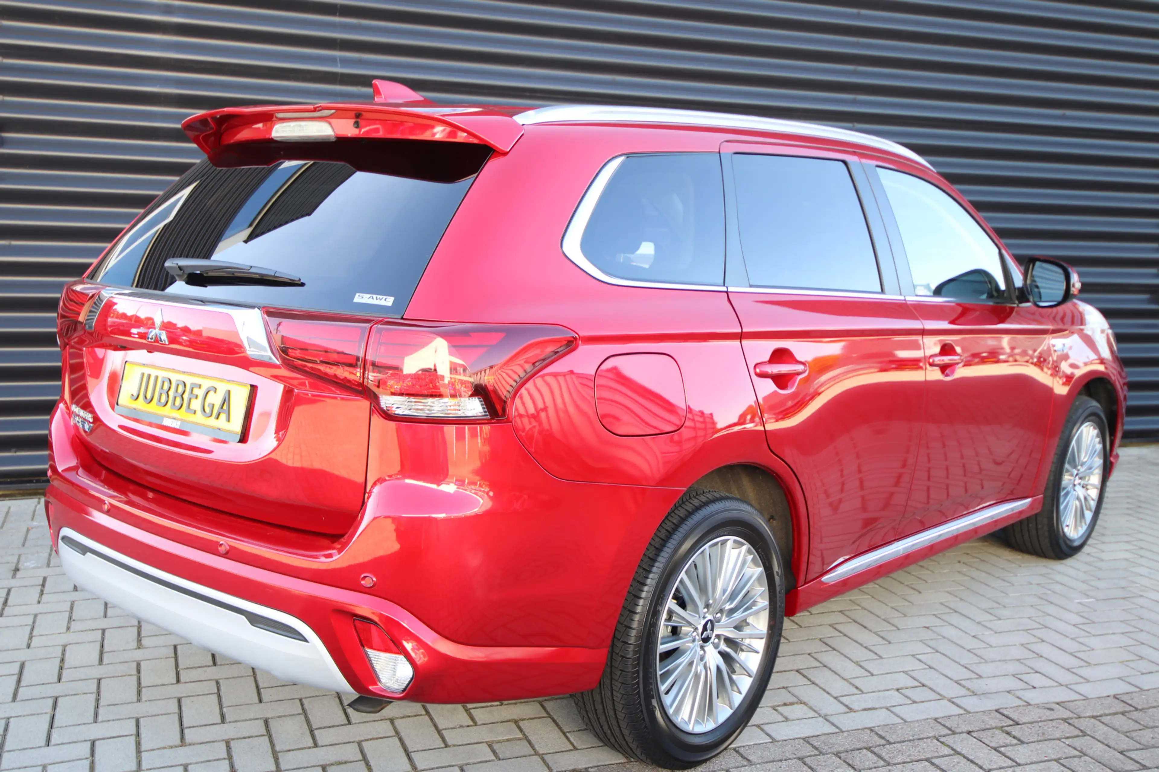 Mitsubishi Outlander 2.4 PHEV Intense+ Adaptive cruise, E.achterklep — photo 2