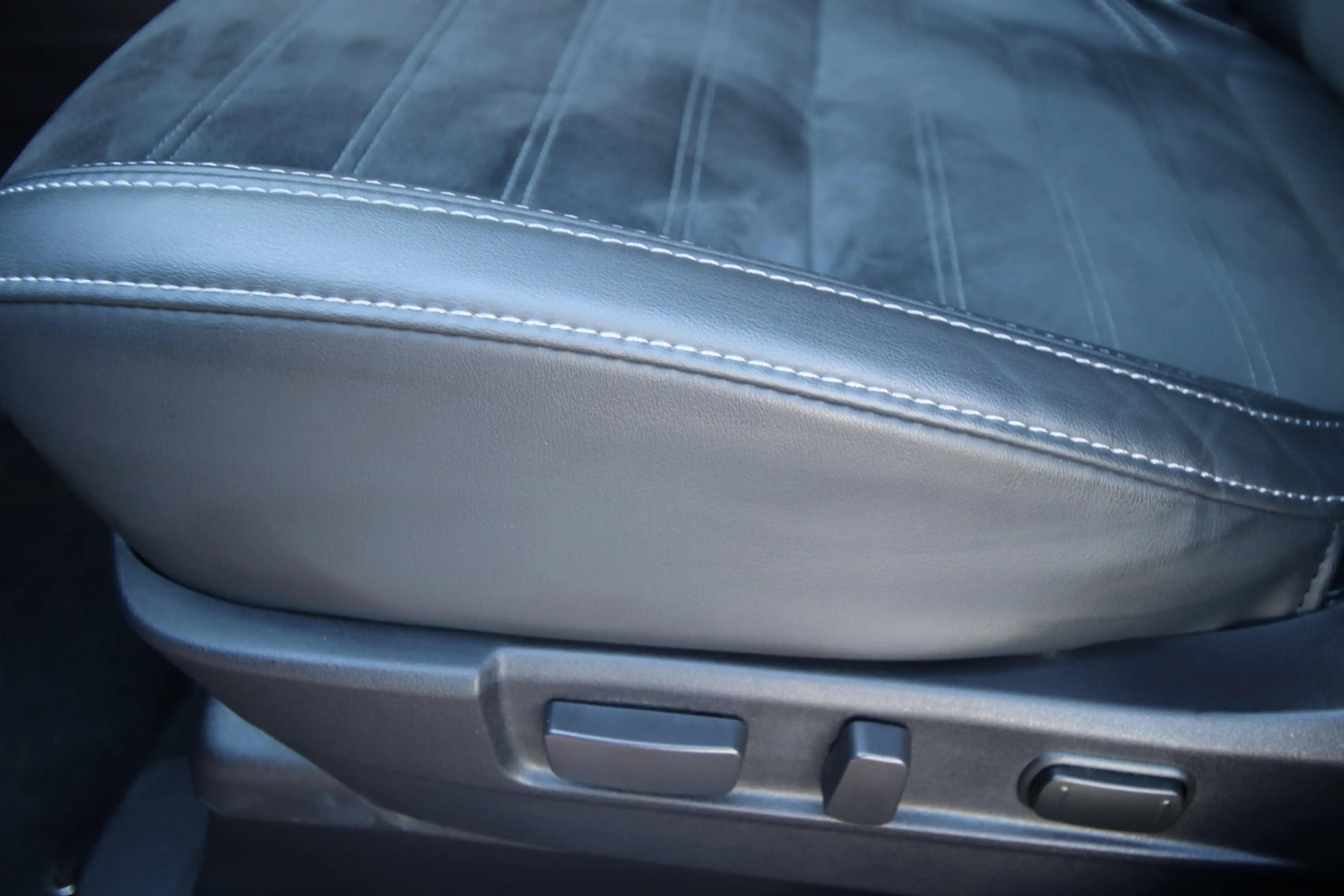Mitsubishi Outlander 2.4 PHEV Intense+ Adaptive cruise, E.achterklep — photo 22