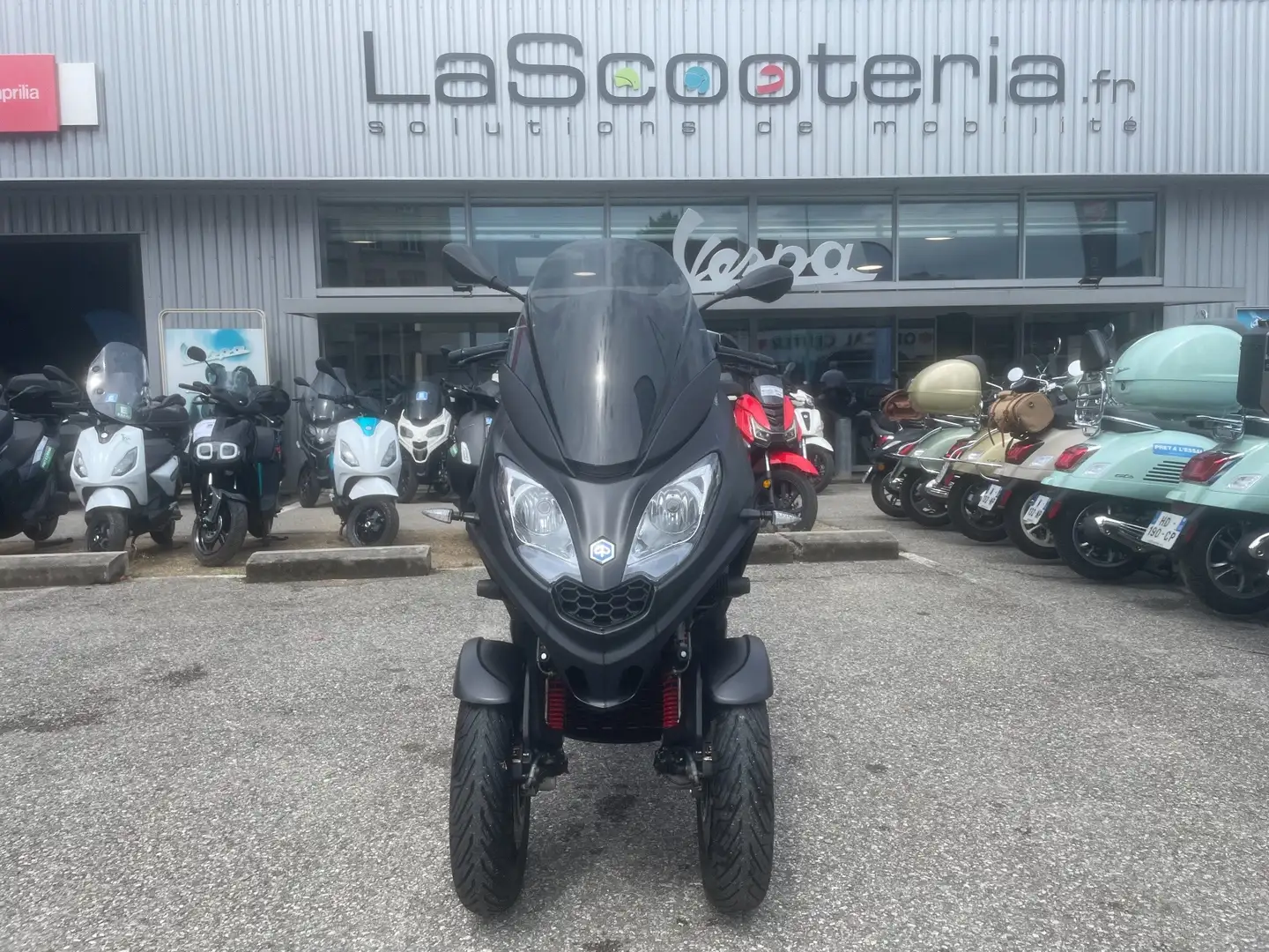 Piaggio MP3 300 Noir - 2