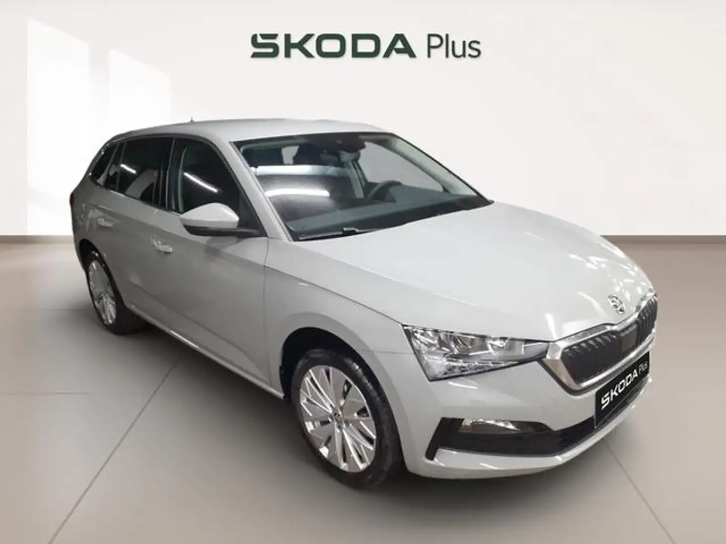 Skoda Scala 1.0 TSI Selection 70kW Gris - 1