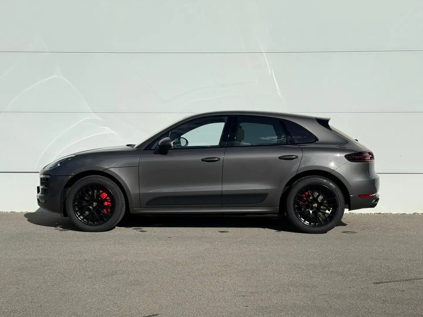 Porsche Macan GTS ab MJ18 Grau - 2