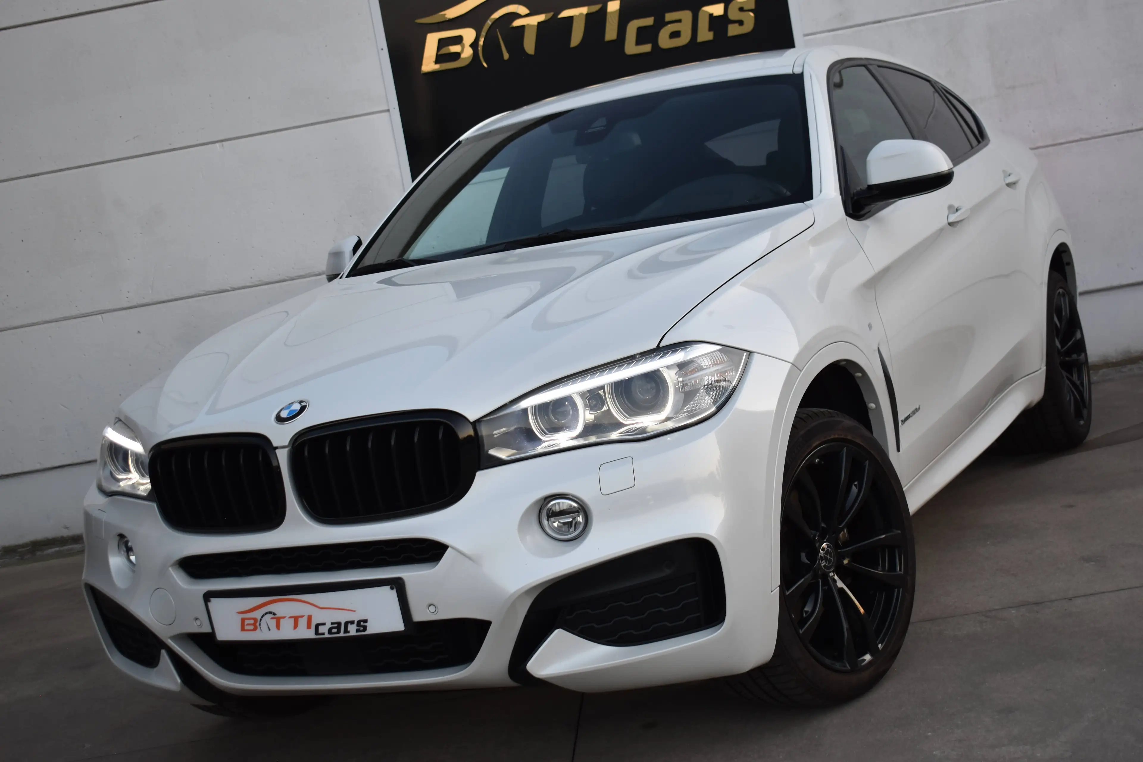 BMW X6 3.0dAS xDrive30 || M-sport || Trekhaak