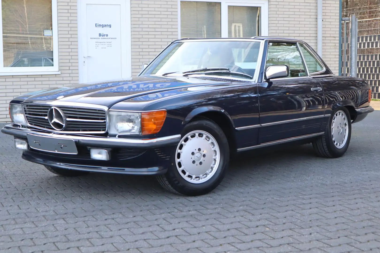 Mercedes-Benz SL 500 SL 500 Cabrio W107 Hardtop/ Leder/ dt. Fahrzeug Blau - 1