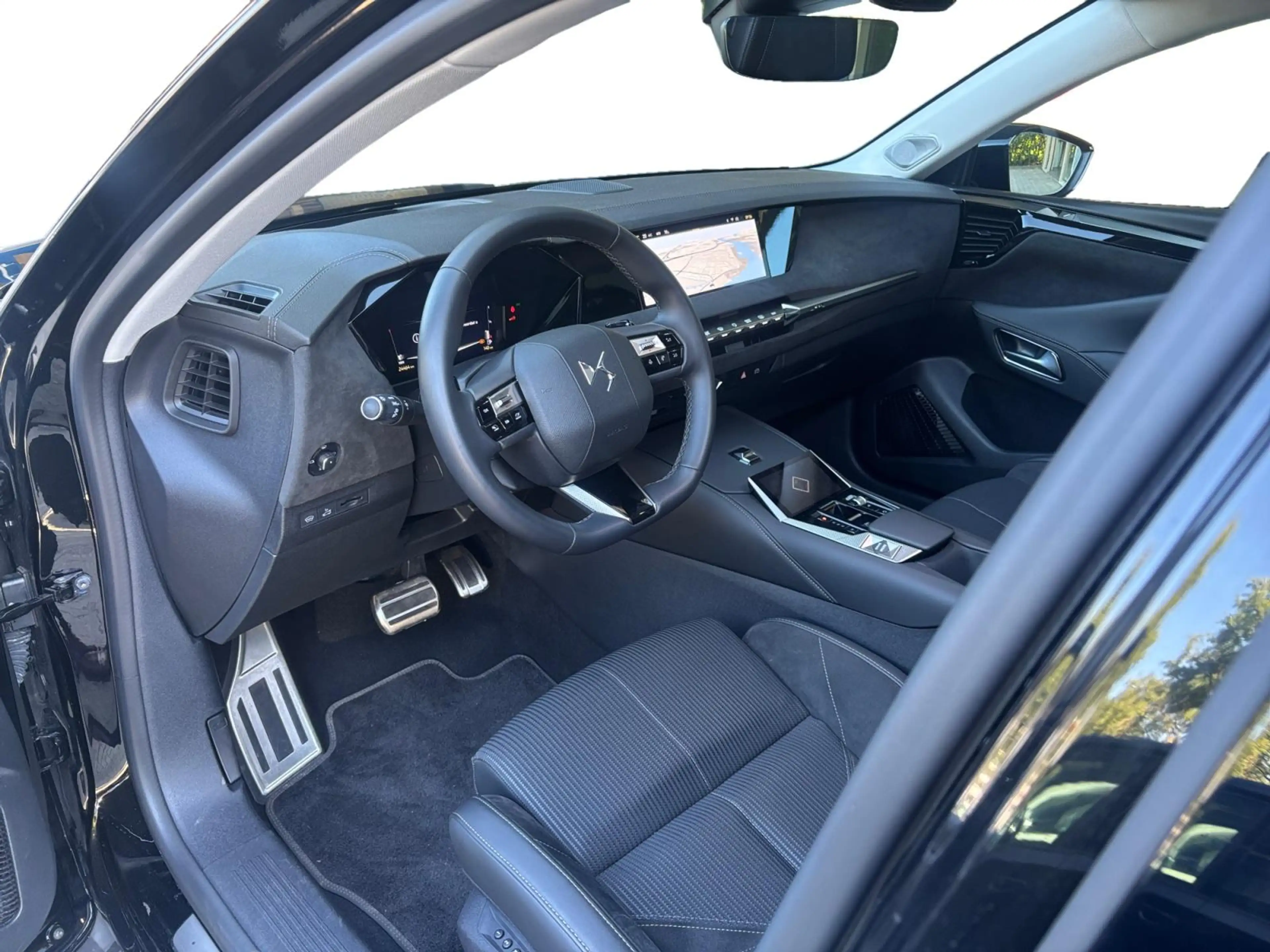 DS Automobiles DS 4 Ètoile+ Alcantara 1.2 Turbo 130pk EAT8 | SCHUIF/KA — photo 10