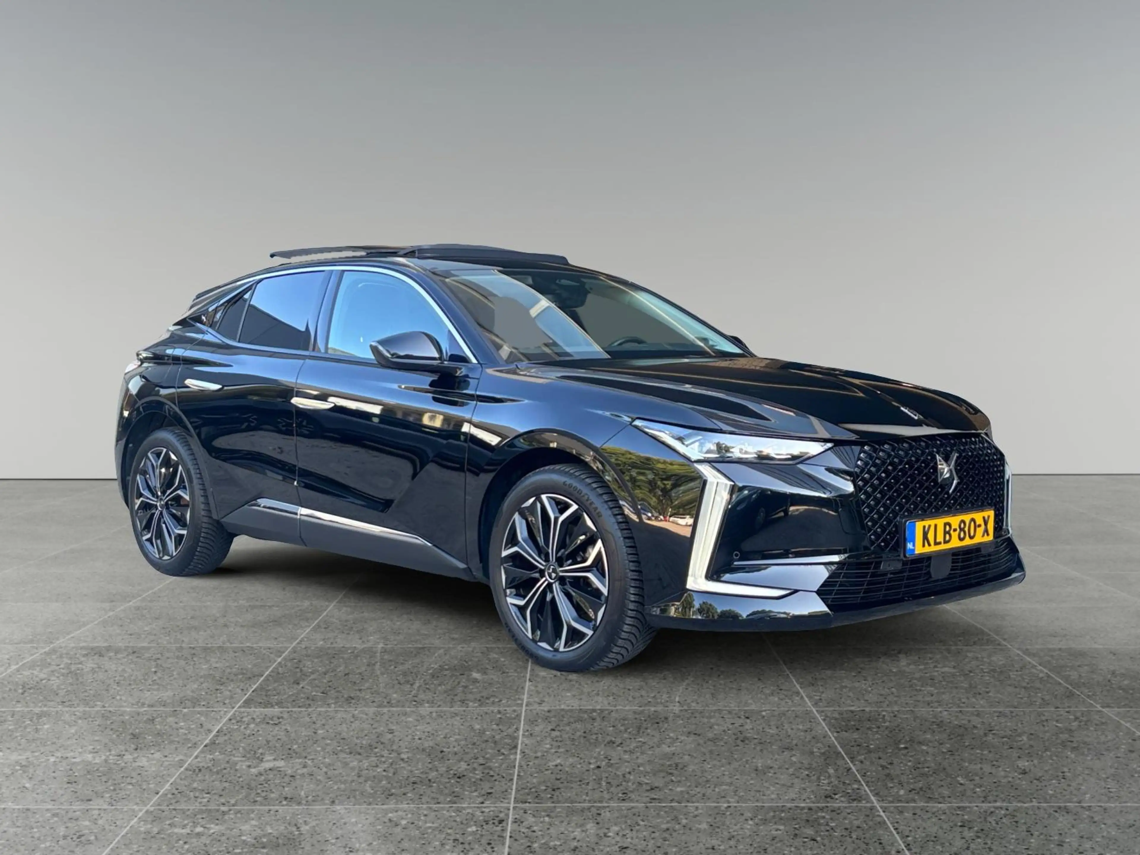 DS Automobiles DS 4 Ètoile+ Alcantara 1.2 Turbo 130pk EAT8 | SCHUIF/KA — photo 7
