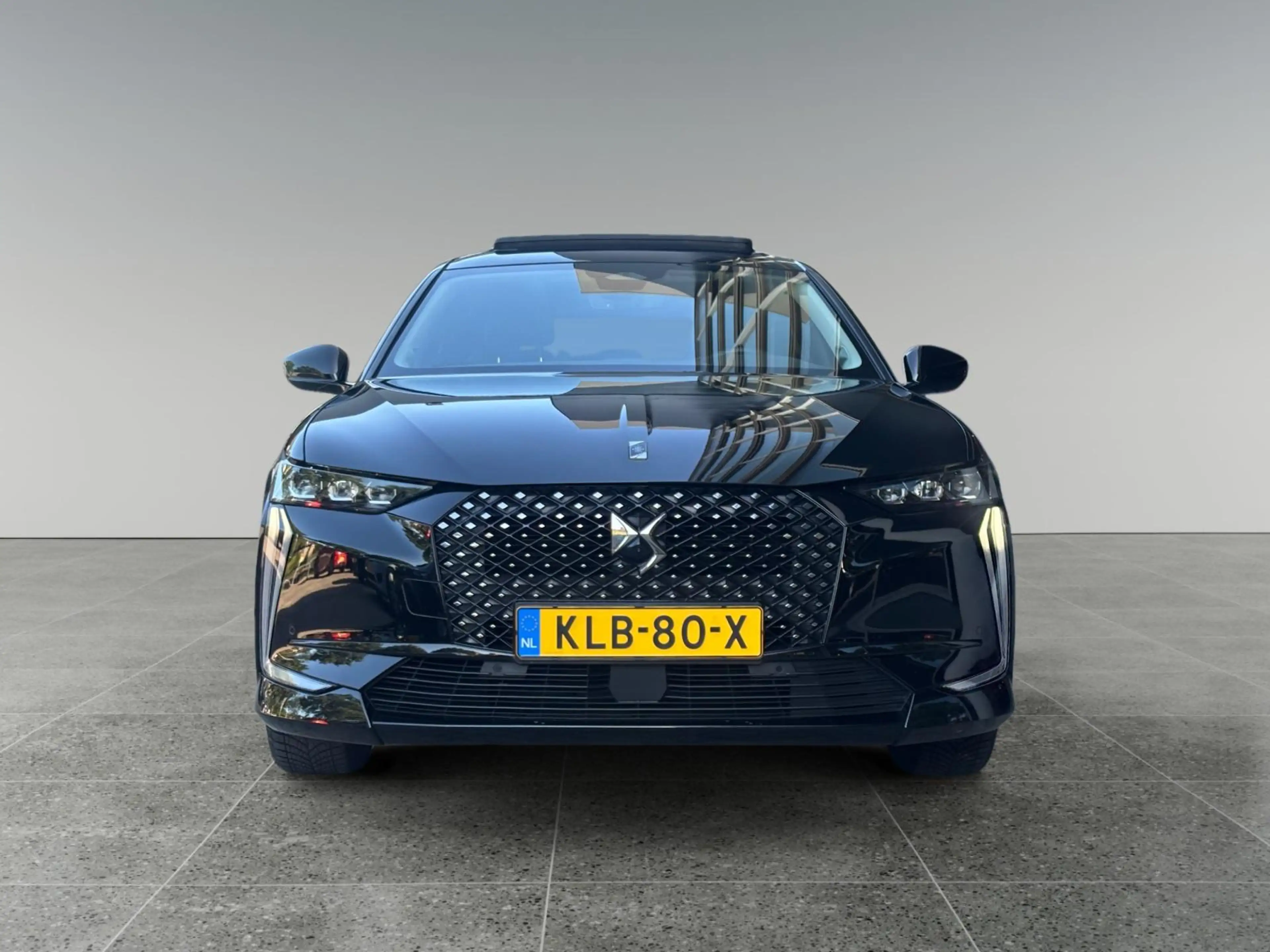 DS Automobiles DS 4 Ètoile+ Alcantara 1.2 Turbo 130pk EAT8 | SCHUIF/KA — photo 8