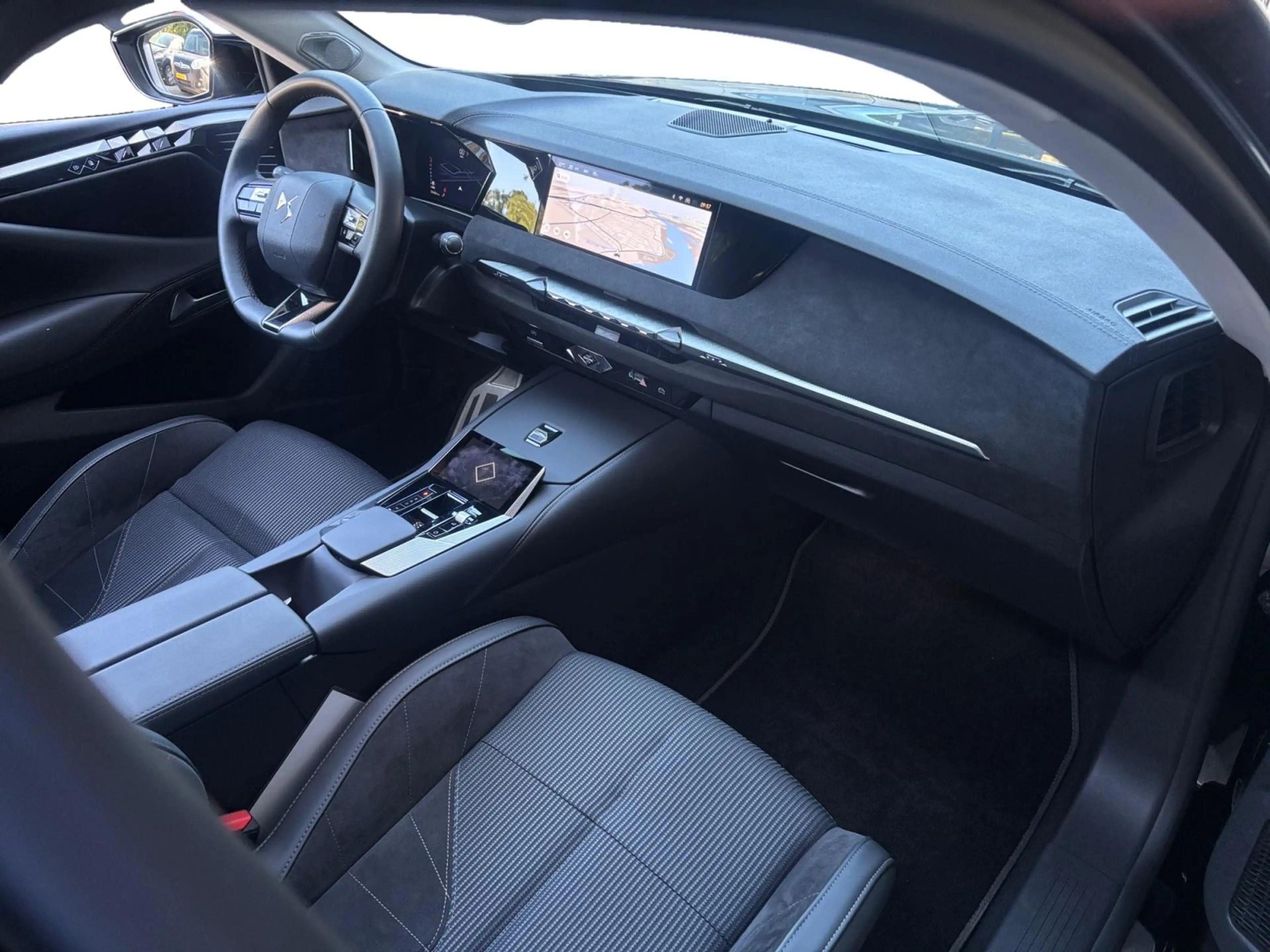 DS Automobiles DS 4 Ètoile+ Alcantara 1.2 Turbo 130pk EAT8 | SCHUIF/KA — photo 12