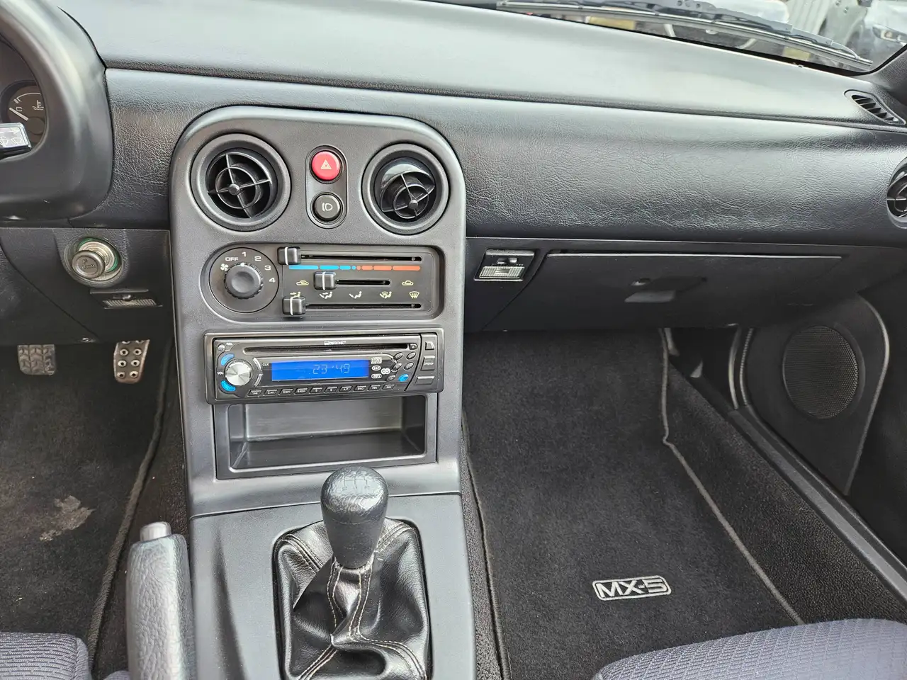 Mazda MX-5 NA 1.6i 16v, foto 5