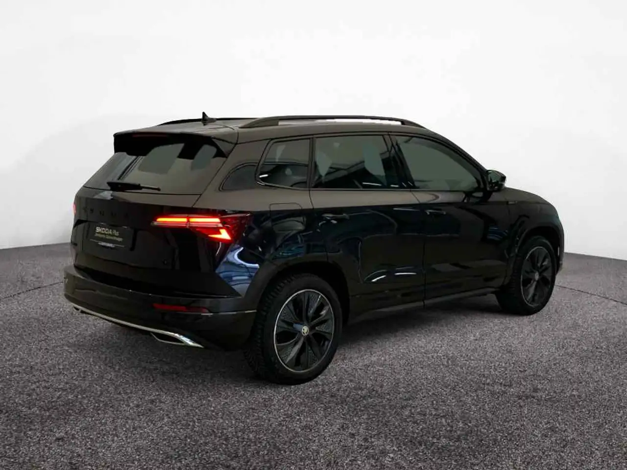 Skoda Karoq Sportline TSI DSG 4x4 *AHK*PANO*MATRIX*ACC 7