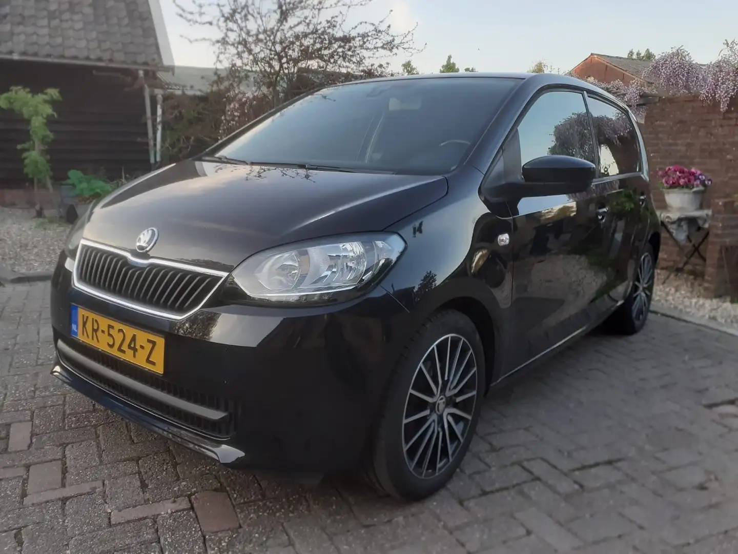 Skoda Citigo 1.0 Grt. Ambition Zwart - 1