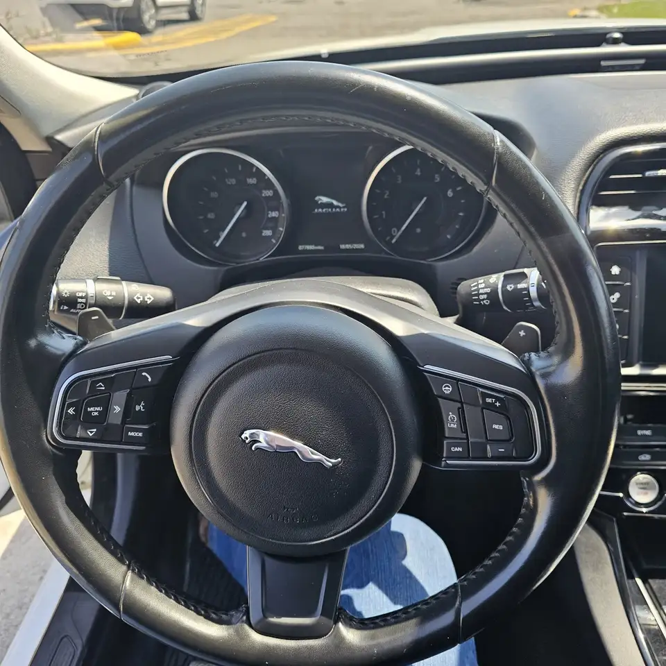 2018 Jaguar XE
