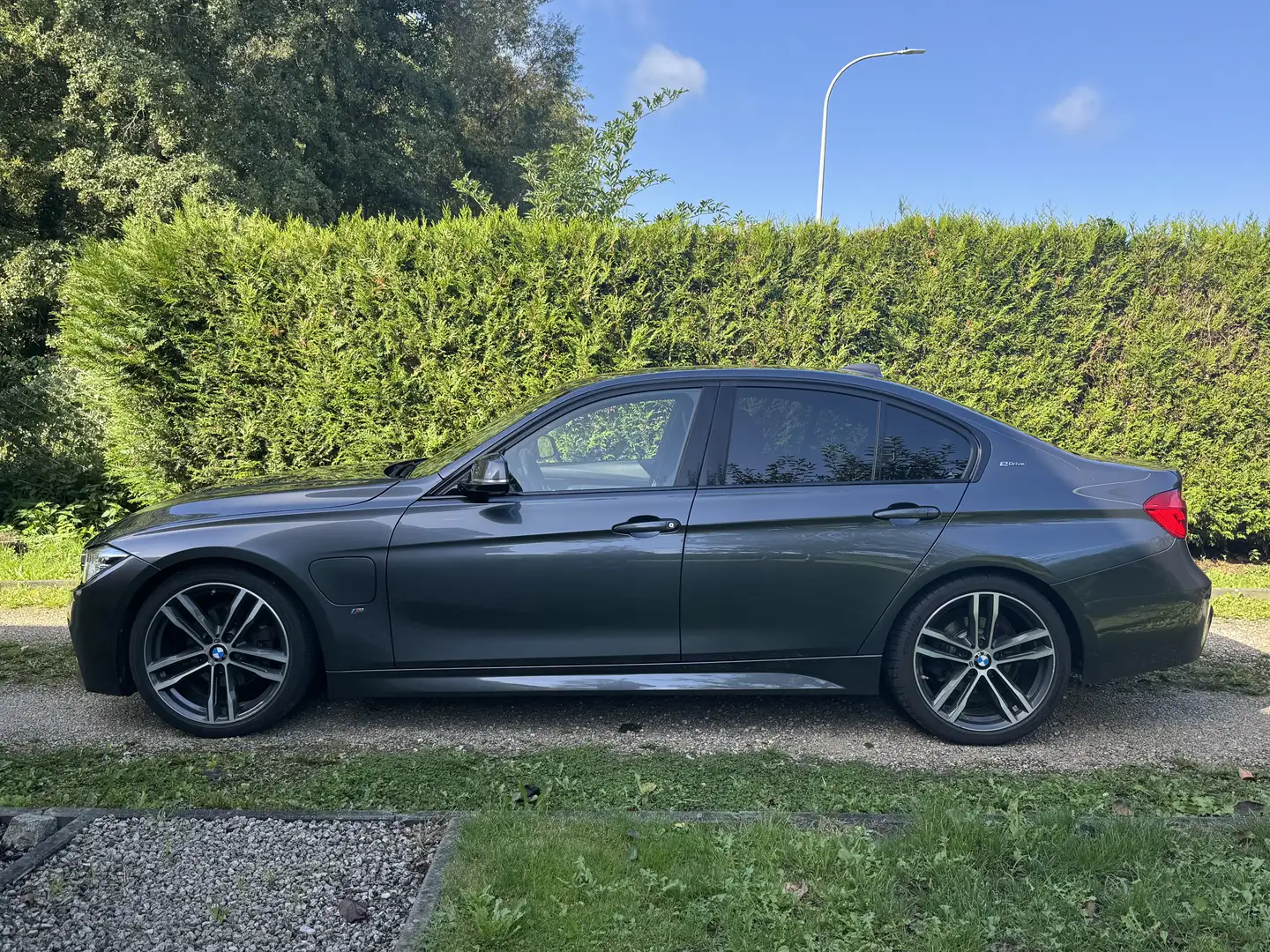BMW 330 330e iPerformance M Sport+++15.999€ TVA Incluse+ Gris - 2