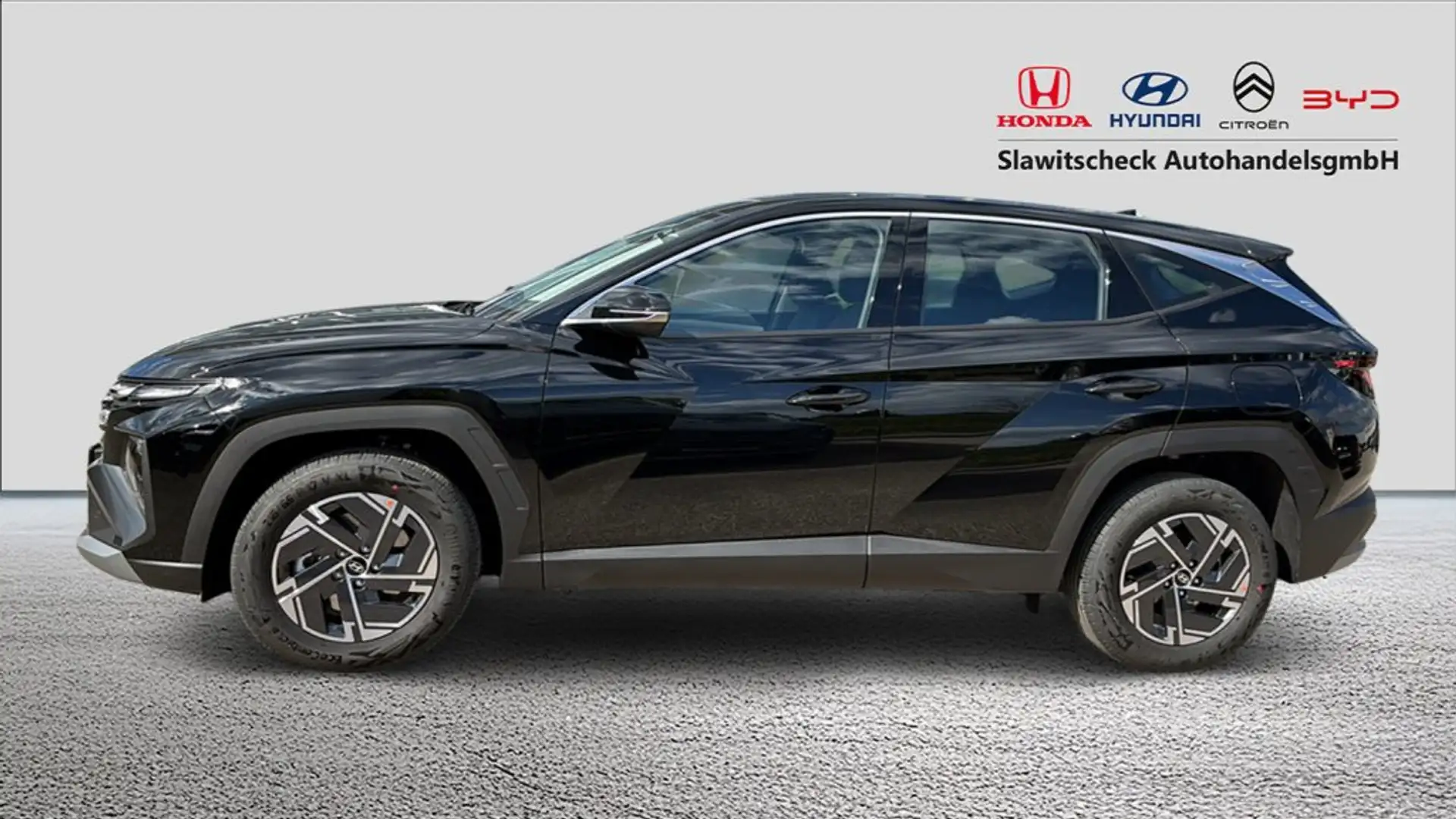 Hyundai TUCSON NX4 Smart Line 1,6 T-GDi 2WD inkl. Winter- & Smart Plus Pake Schwarz - 2