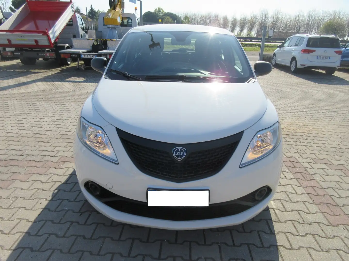 Lancia Ypsilon Ypsilon 1.0 firefly hybrid Silver s Blanco - 1