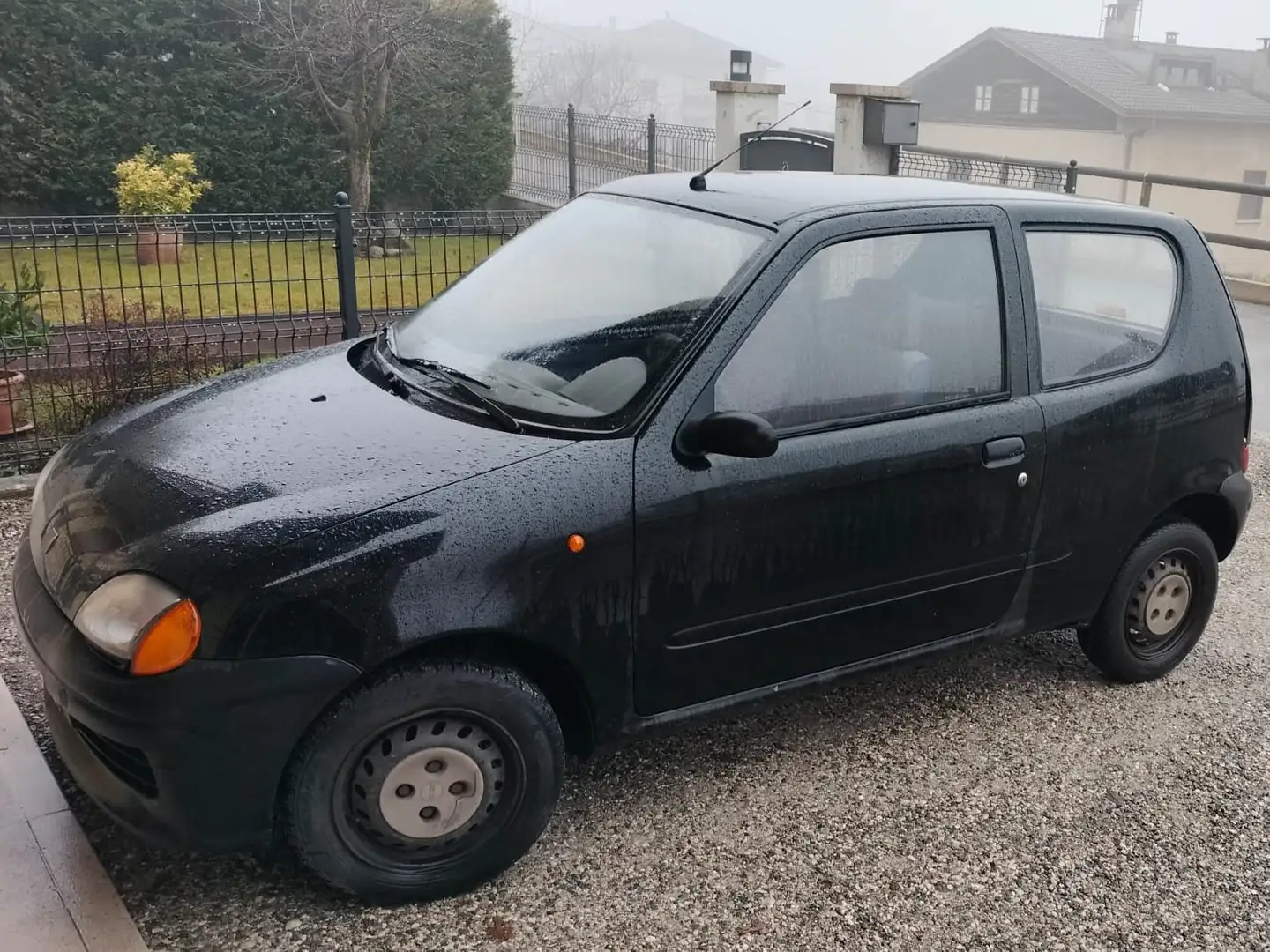 Fiat Seicento Seicento I 1998 0.9 Fun crna - 1