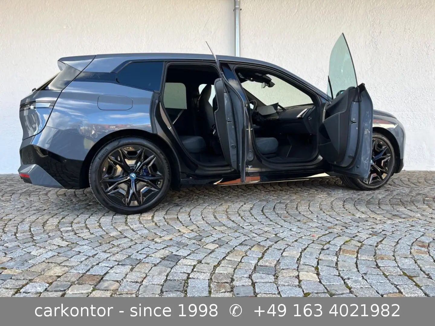 BMW iX 50 xDr. *SPORTPAKET* Grau - 2