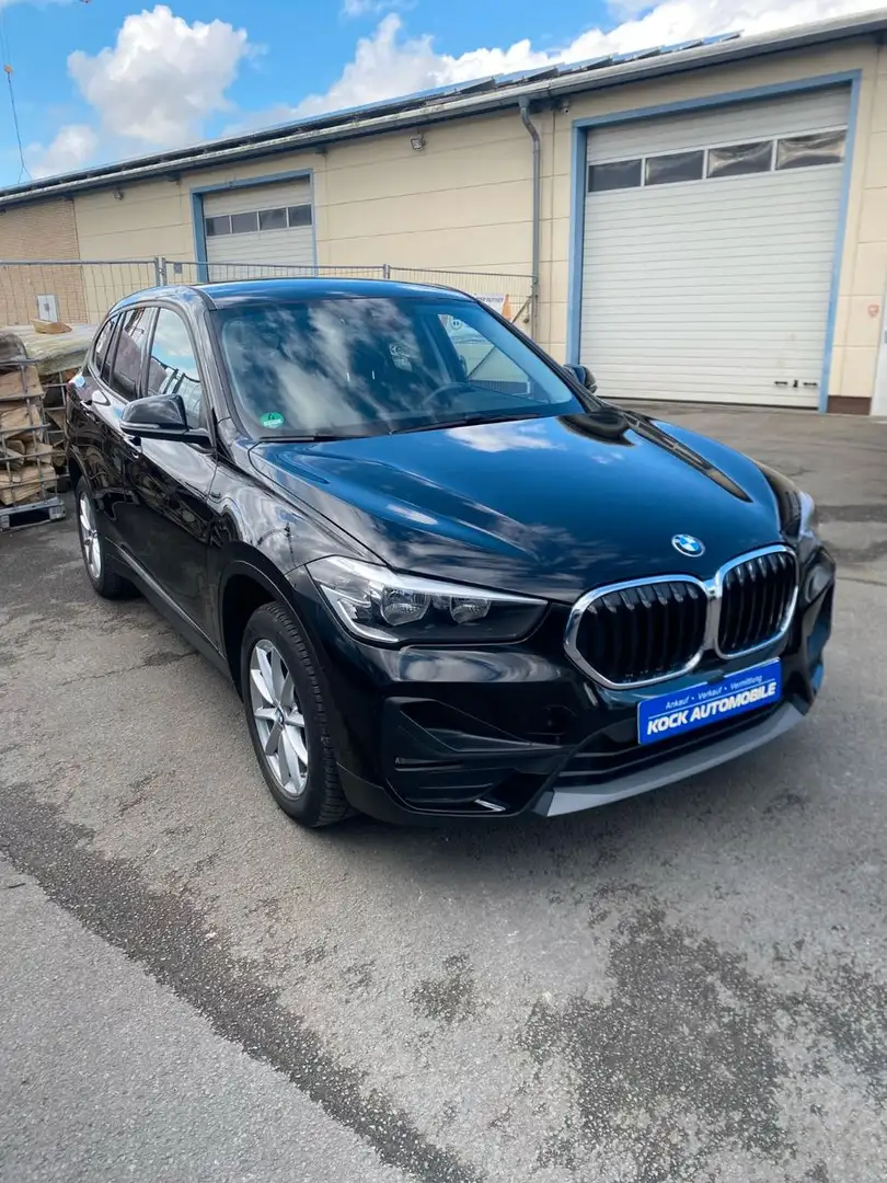 BMW X1 Baureihe X1 sDrive 18 i Advantage Zwart - 1
