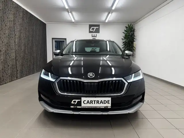 Skoda Octavia view 3
