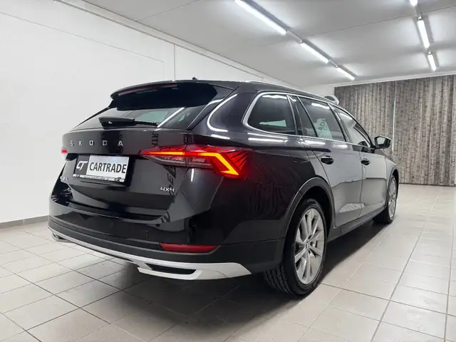 Skoda Octavia view 7