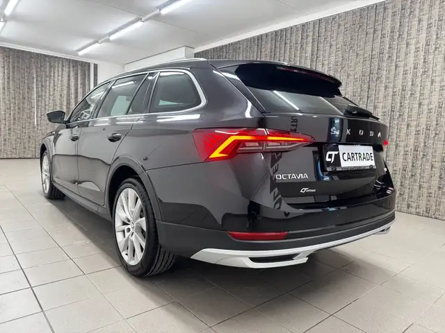Skoda Octavia view 6