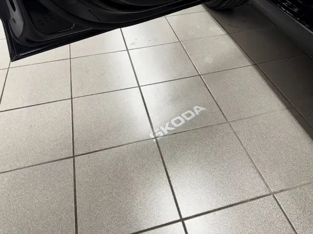 Skoda Octavia view 10