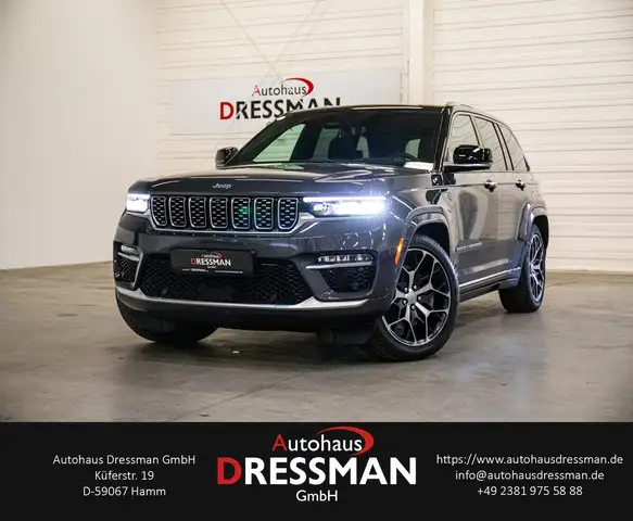2023 Jeep Grand Cherokee in Grey for sale