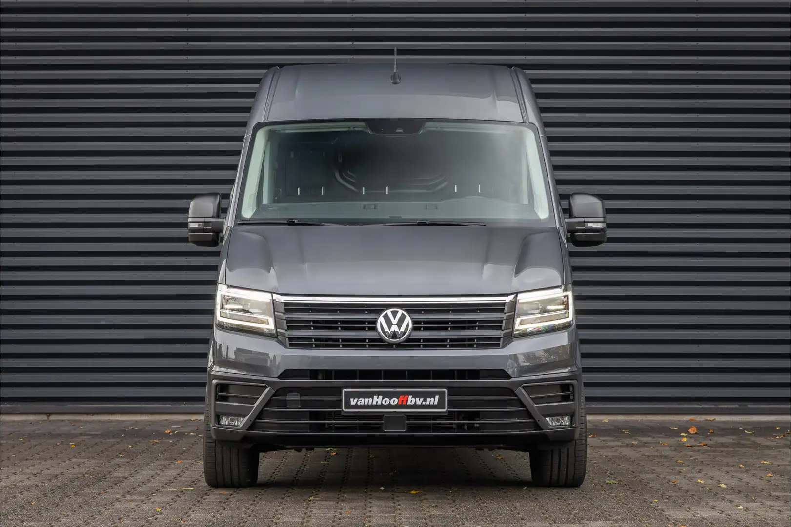 Volkswagen Crafter 177pk L3H3 Highline LED-2x schuifdeur Grijs - 2