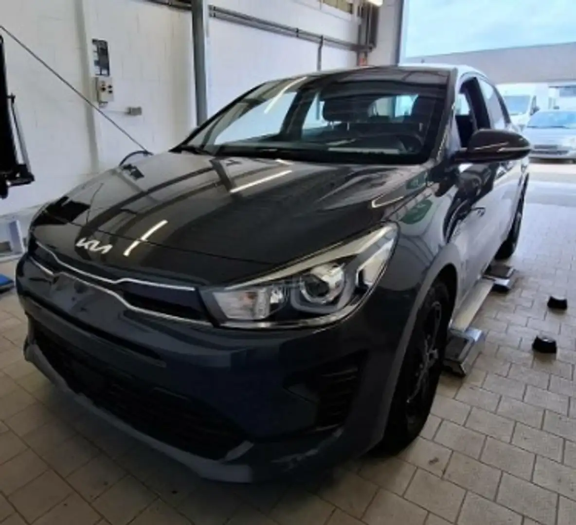 Kia Rio 1.0 Vision- LED - PDC - SHZ Gris - 1