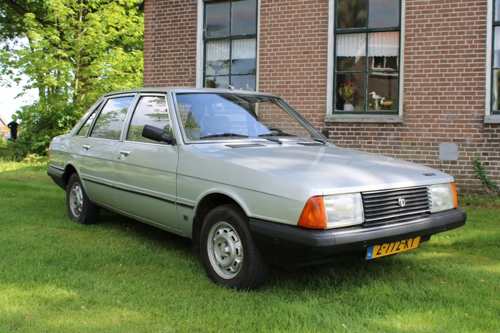 Talbot Solara 1.6 GLS Sedan-Belastingvrij-APK 04-2026 Szary - 2