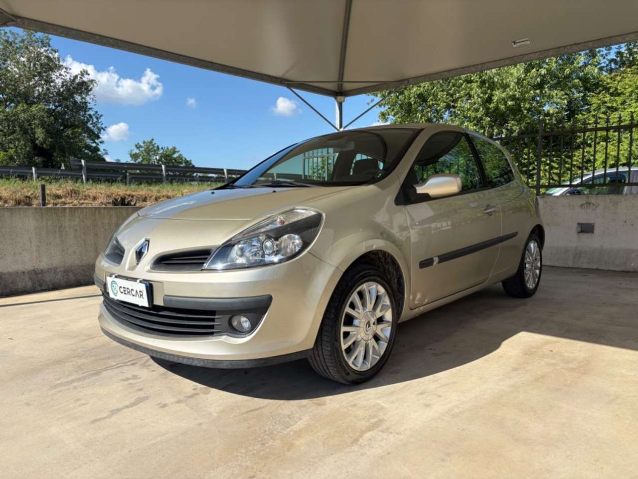 Renault Clio 1.6 16V 3 porte GANCIO TRAINO OK NEOPATENTATO